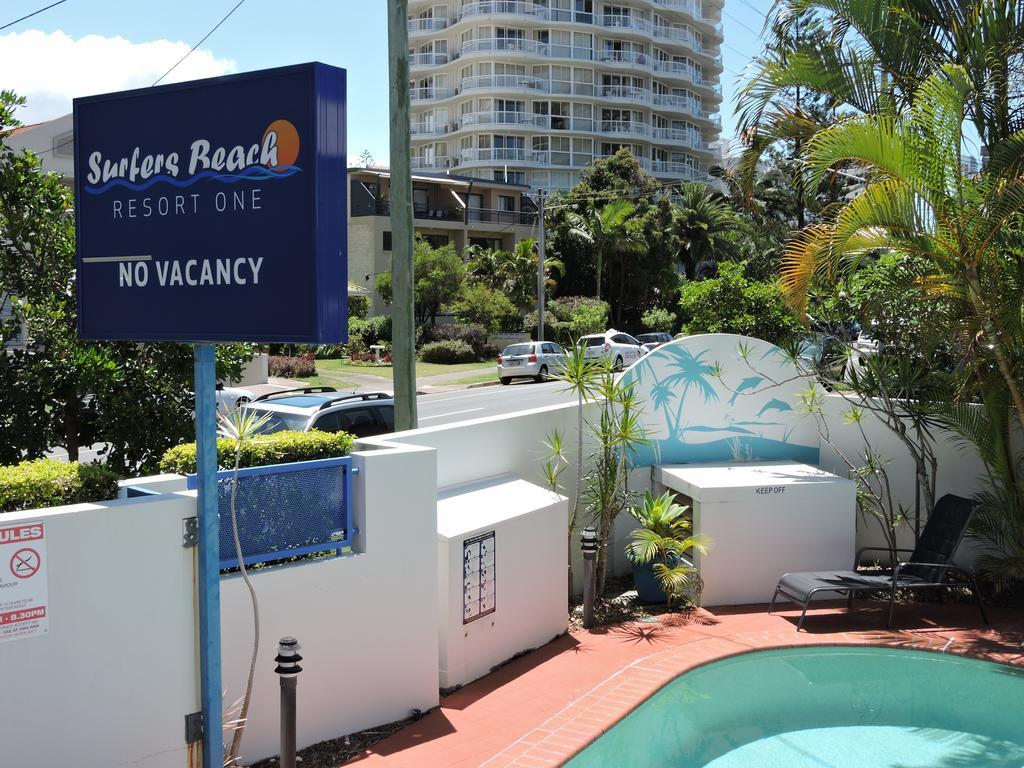Aparthotel Surfers One 3*